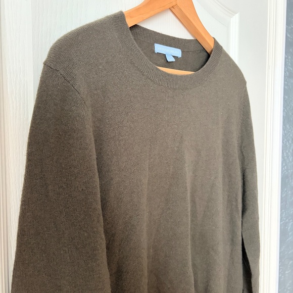 Antonio Melani 100% Cashmere Basic Crew Neck Sweater Olive Green Top, L - Picture 3 of 11